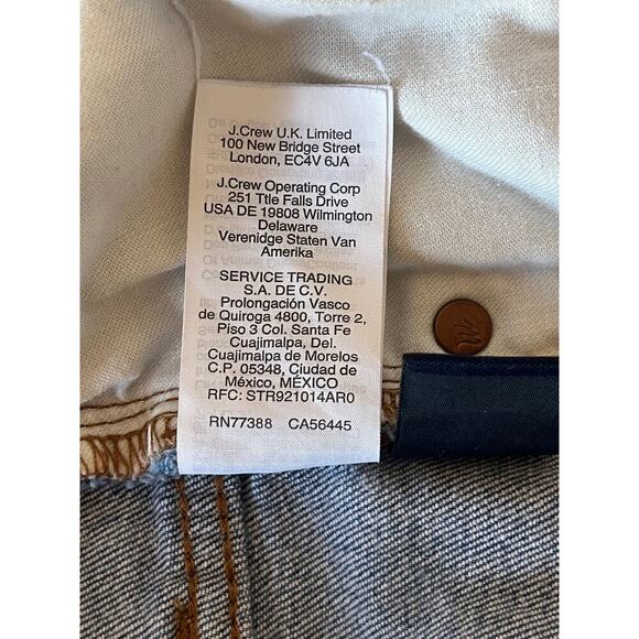 Madewell The High-Rise Slim Boyjean in Dover Wash: Raw-Hemmed Edition - Picture 12 of 12